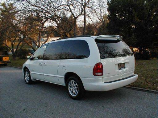 minivanwhite03